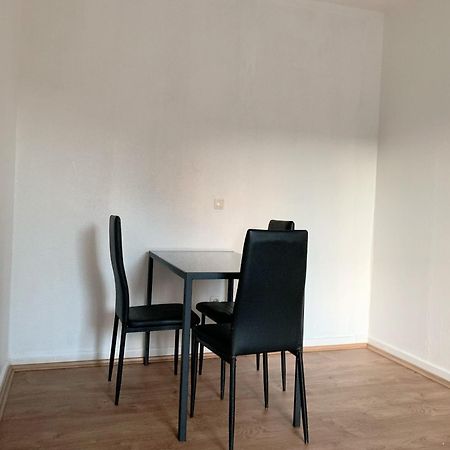 Moebliertes Wohnung Am Geroweiher Moenchengladbach Стая снимка