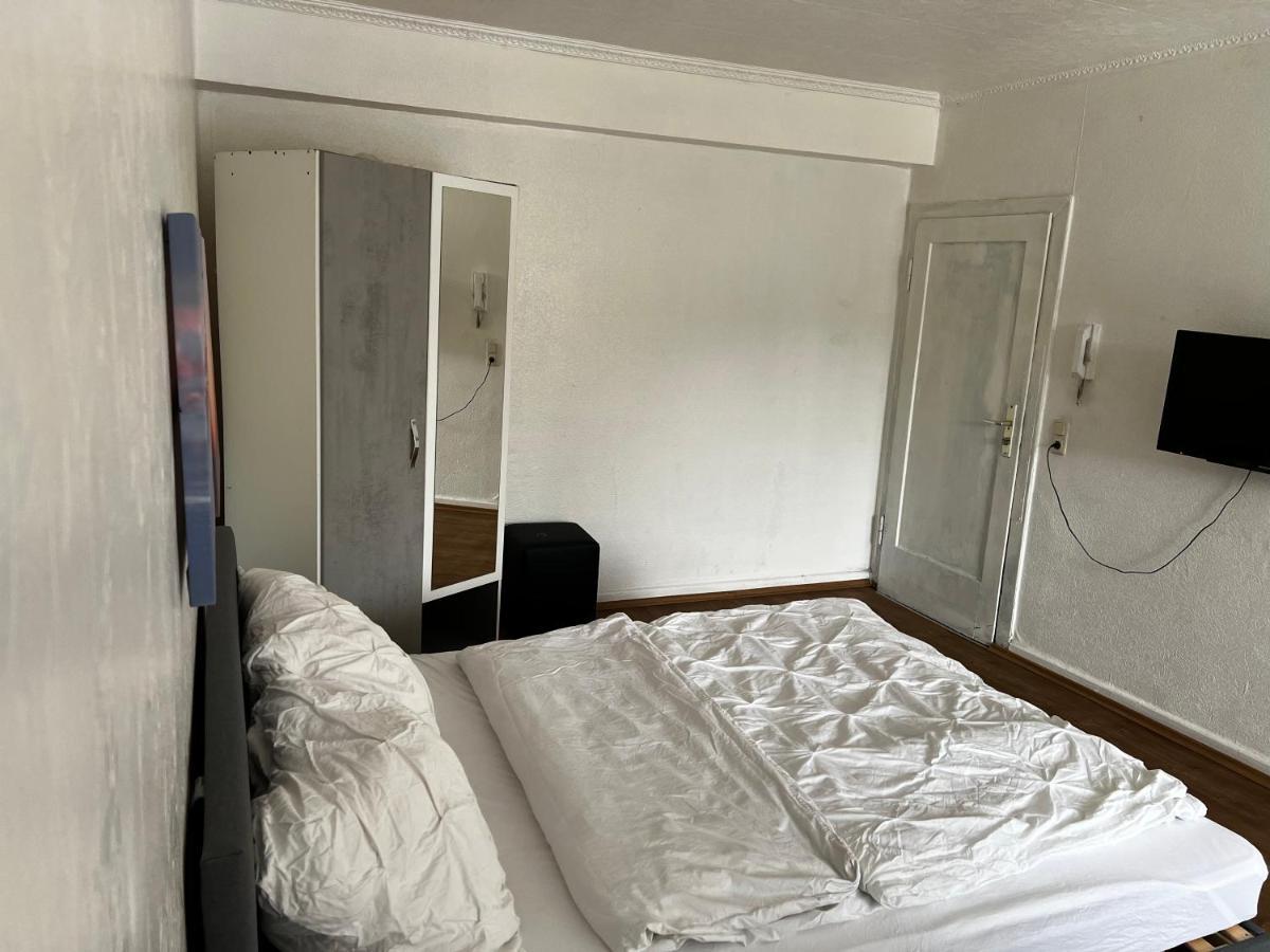 Moebliertes Wohnung Am Geroweiher Moenchengladbach Екстериор снимка